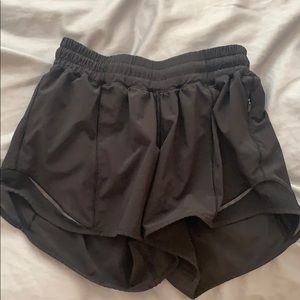 lululemon black shorts